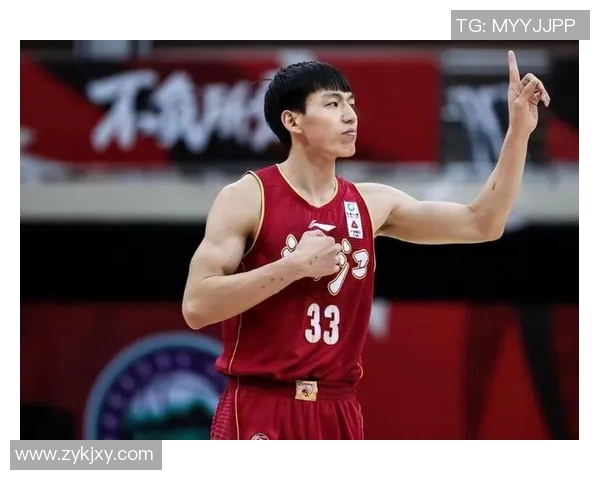 吴前：从青涩新星到篮球场上的领军人物的成长之路