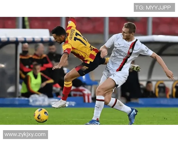 2021年AC米兰与尤文图斯巅峰对决回顾与分析